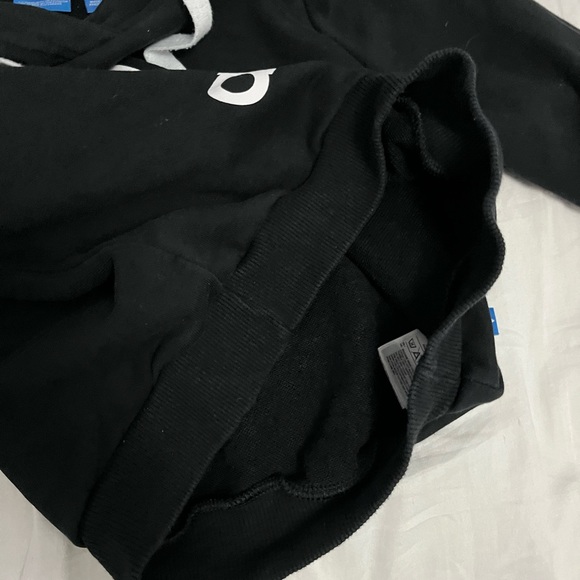 Women’s Adidas cropped sweatshirt - Picture 8 of 13